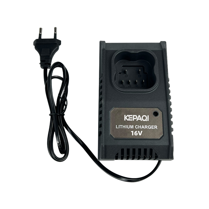 16 V laturi